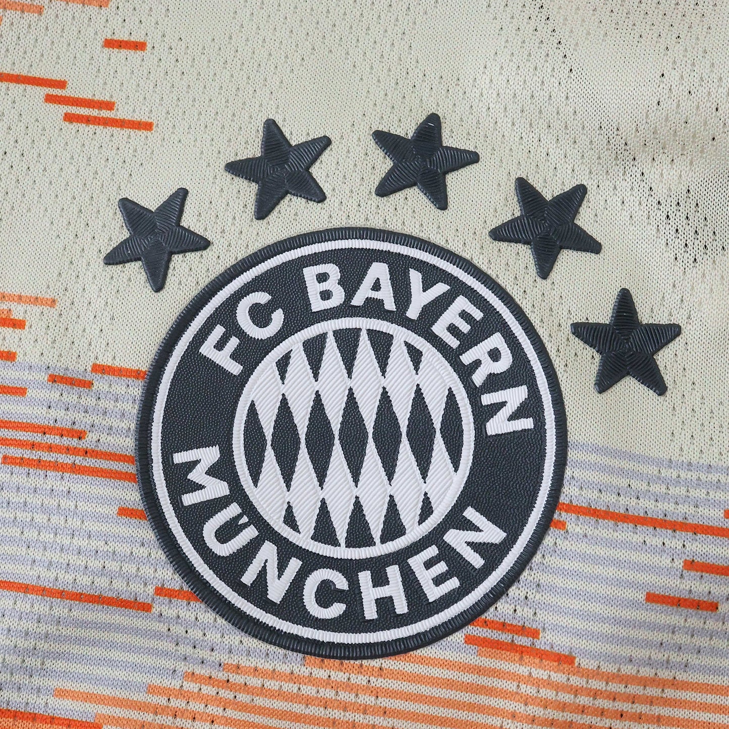 BAYERN MUNICH 25/26 AWAY KIT