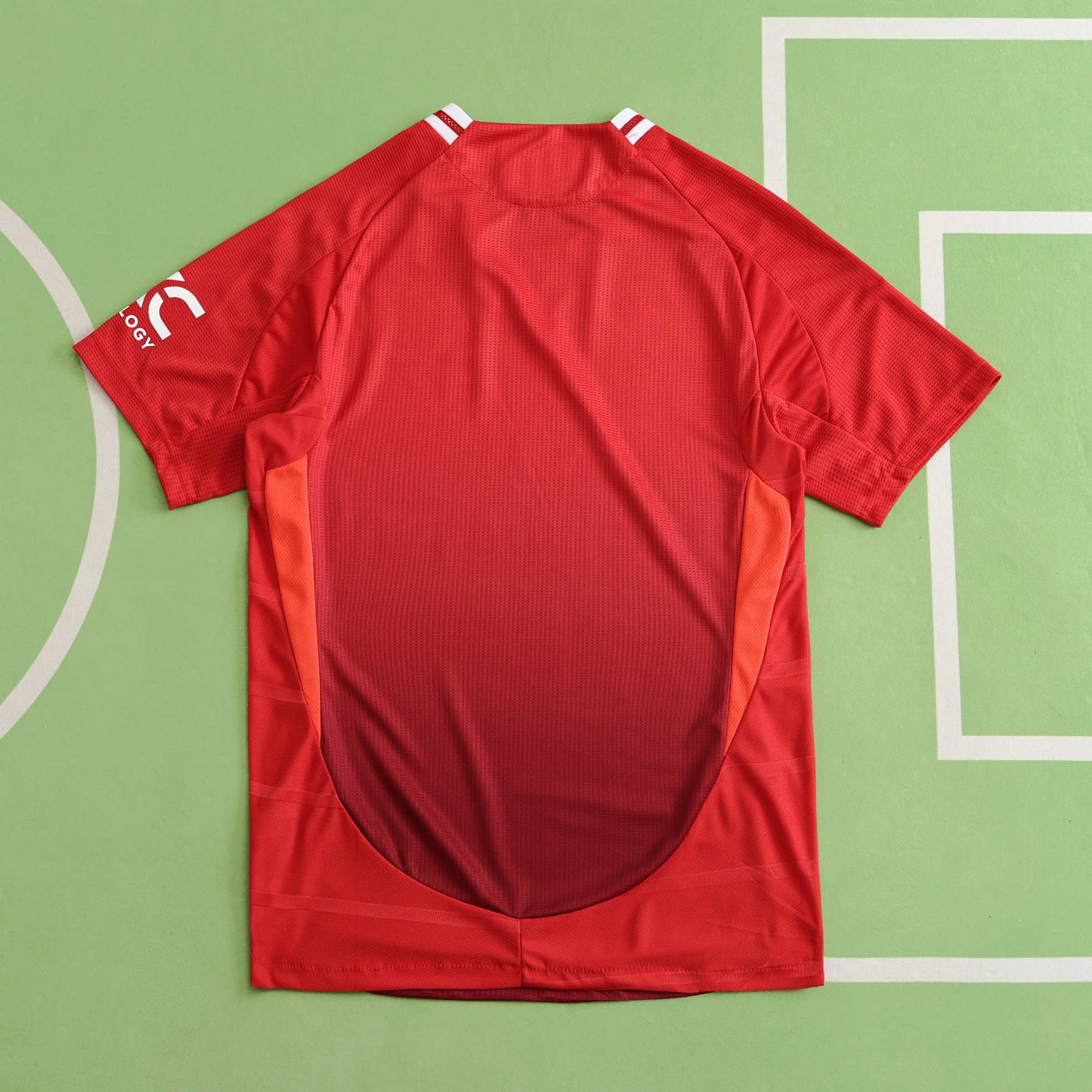MANCHESTER UNITED 24/25 HOME KIT