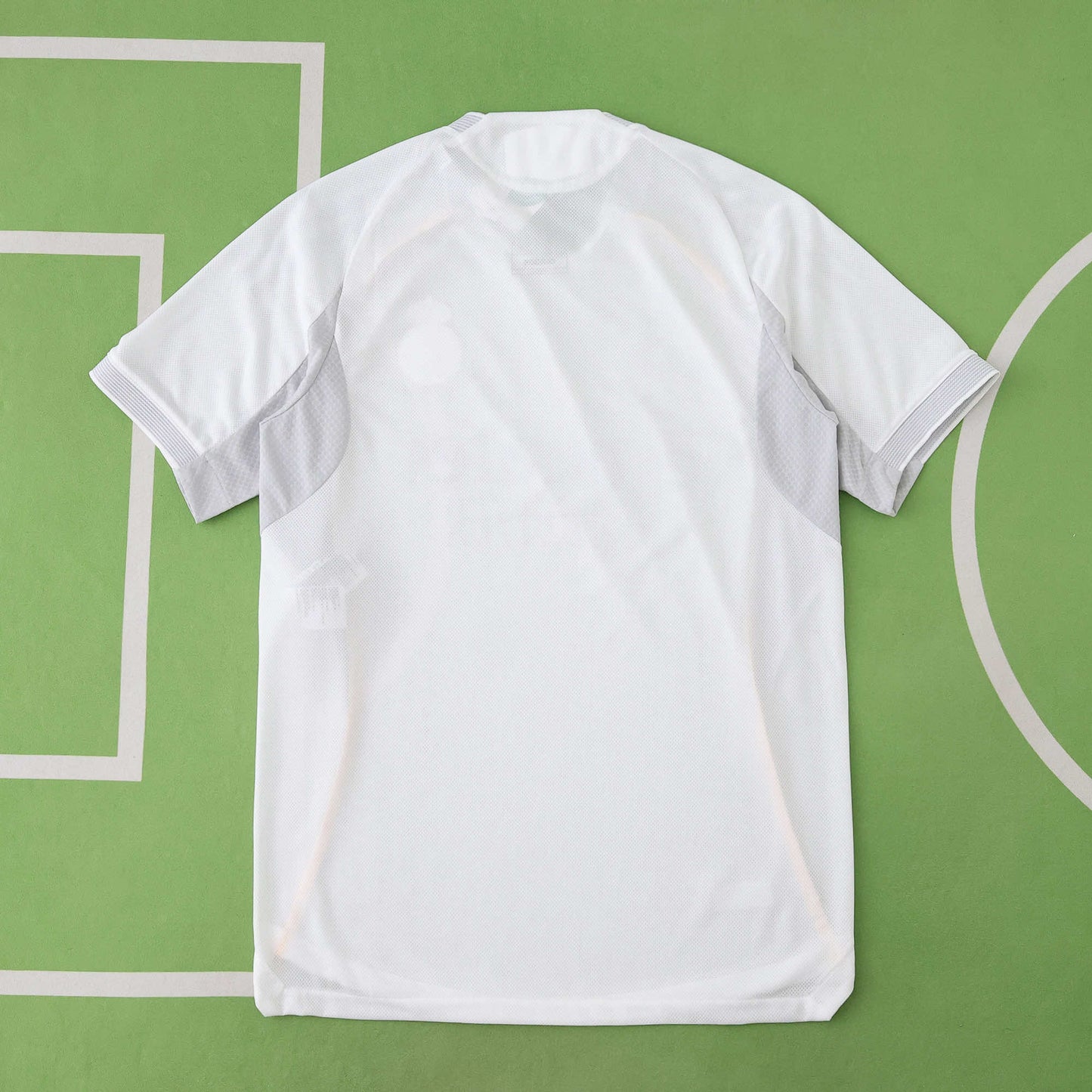 REAL MADRID 25/26 HOME KIT