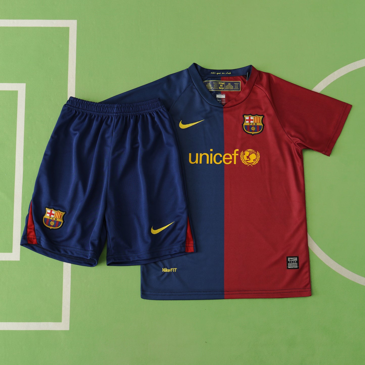 FC BARCELONA 08/09 HOME KIT (KIDS)