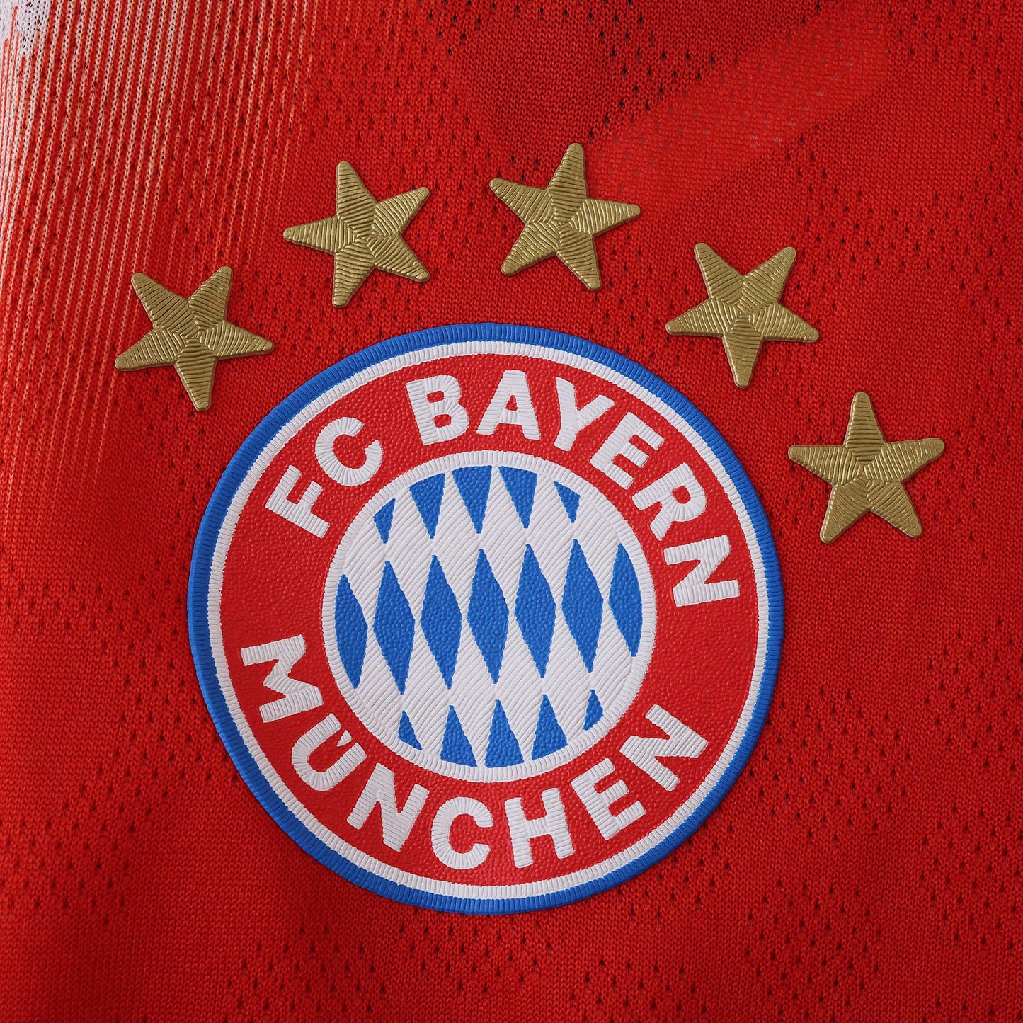 BAYERN MUNICH 25/26 HOME KIT