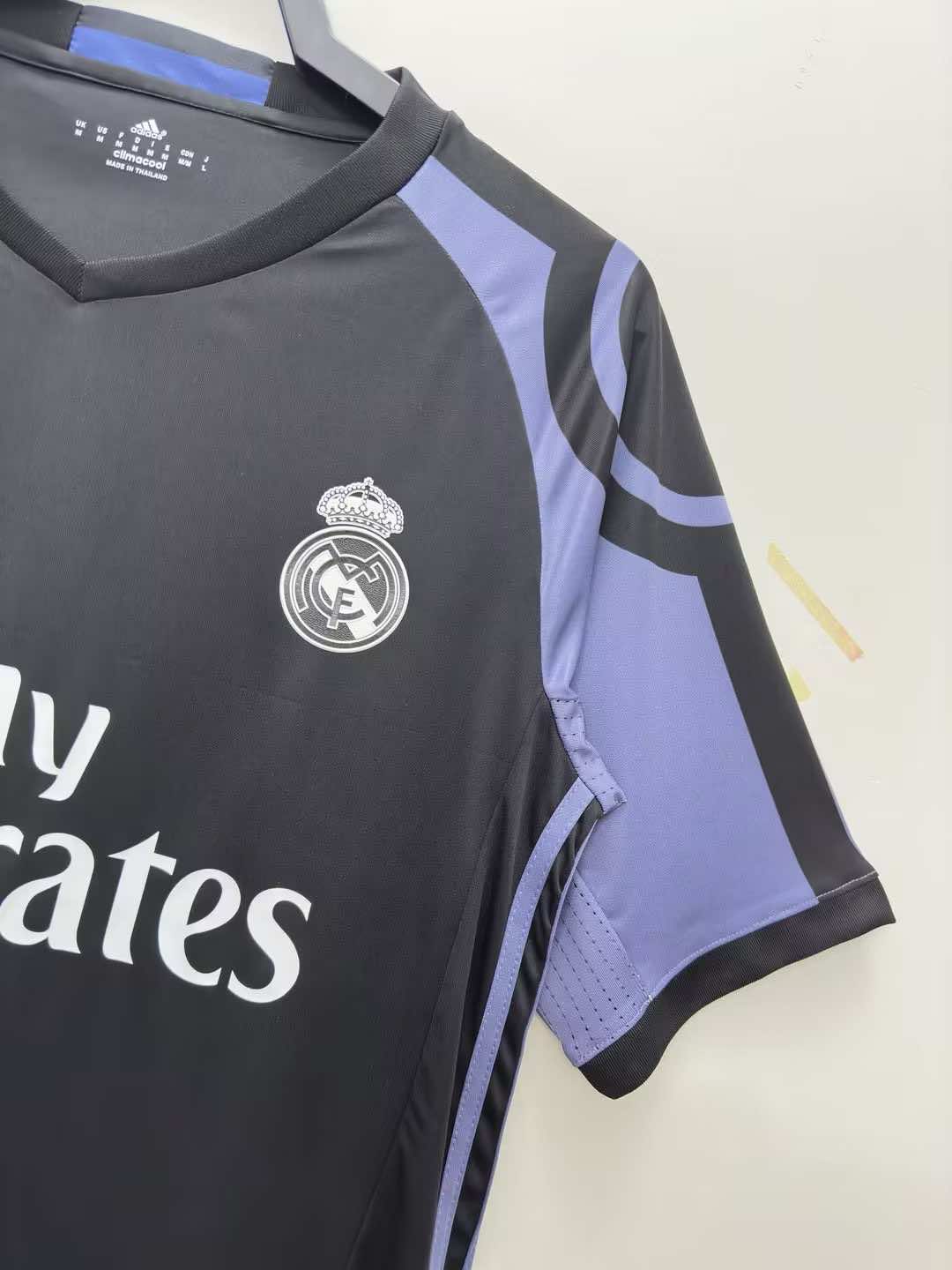 REAL MADRID 16/17 THIRD KIT RETRO