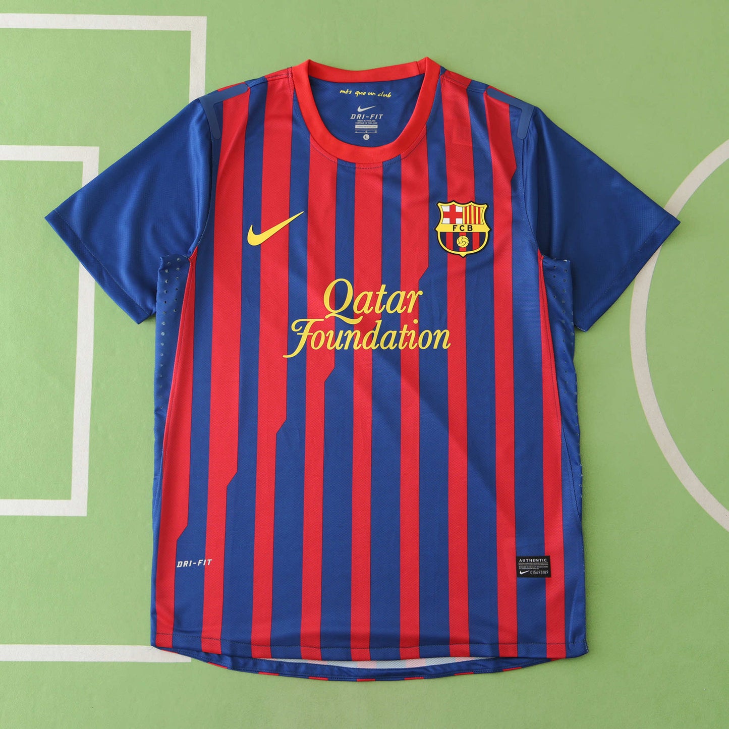 FC BARCELONA 11/12 HOME RETRO