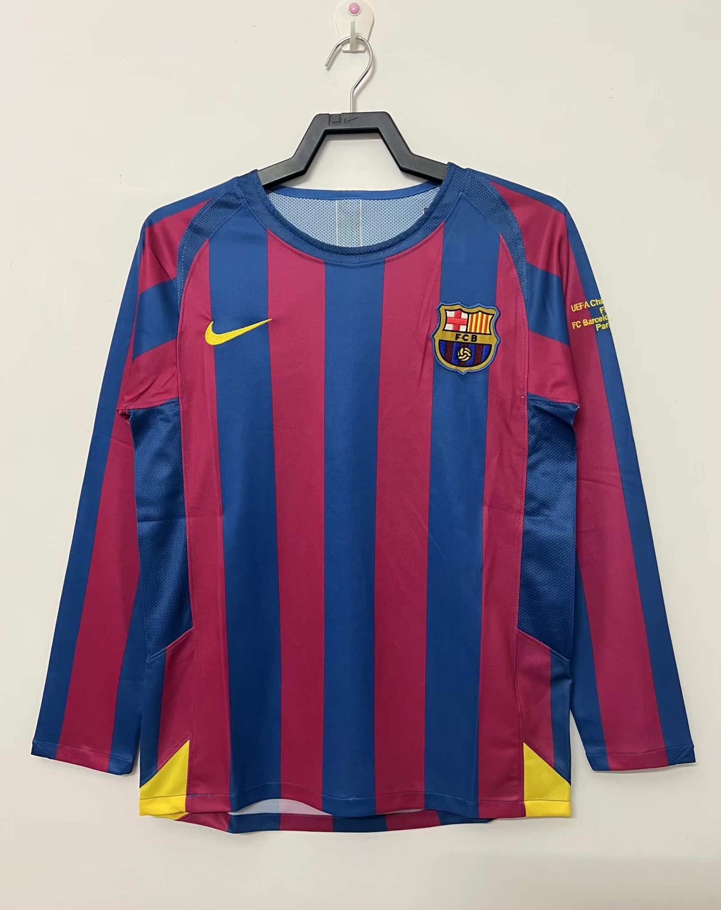 FC BARCELONA 05/06 HOME RETRO LONG SLEEVE