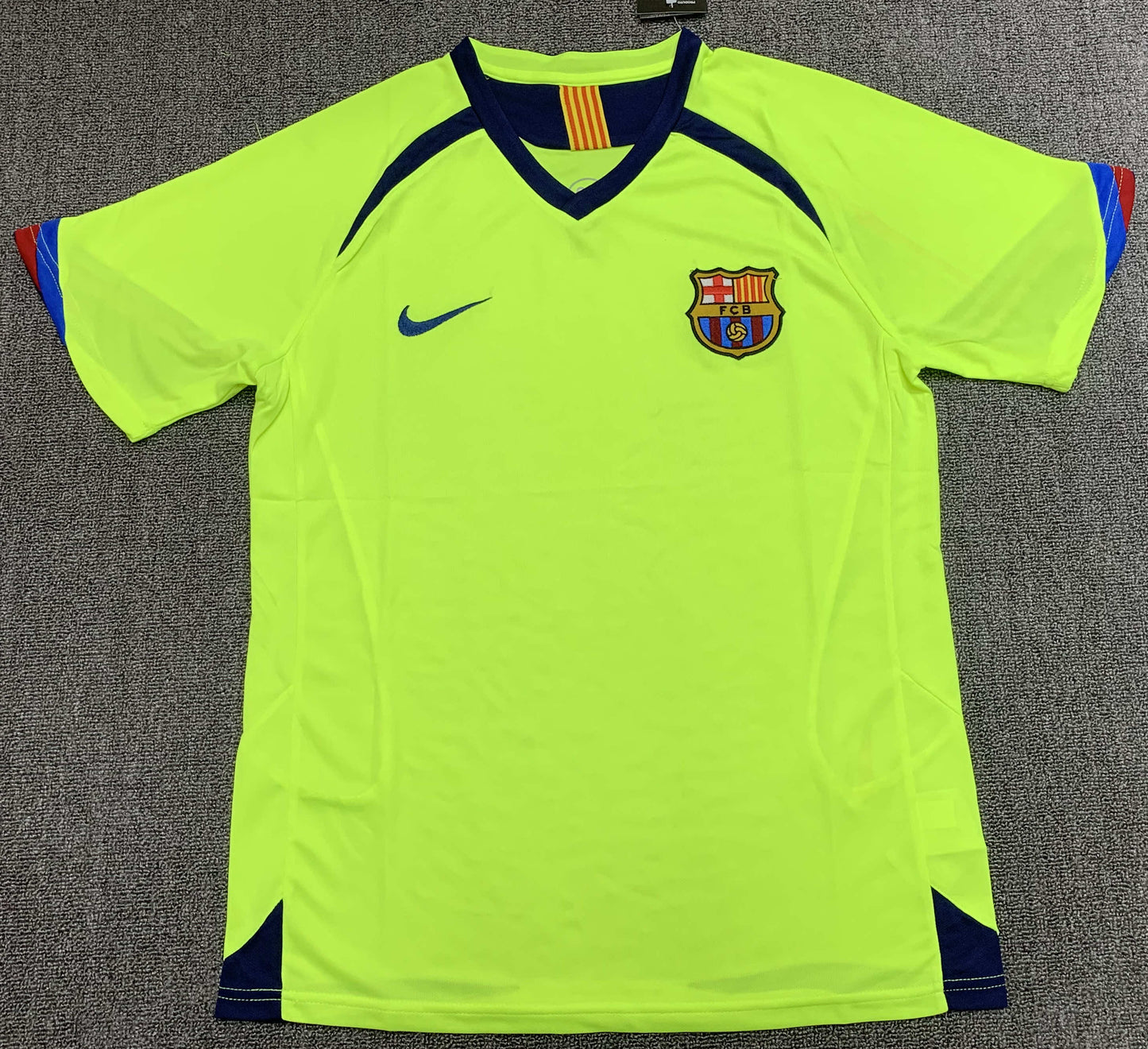 FC BARCELONA 05/06 AWAY RETRO