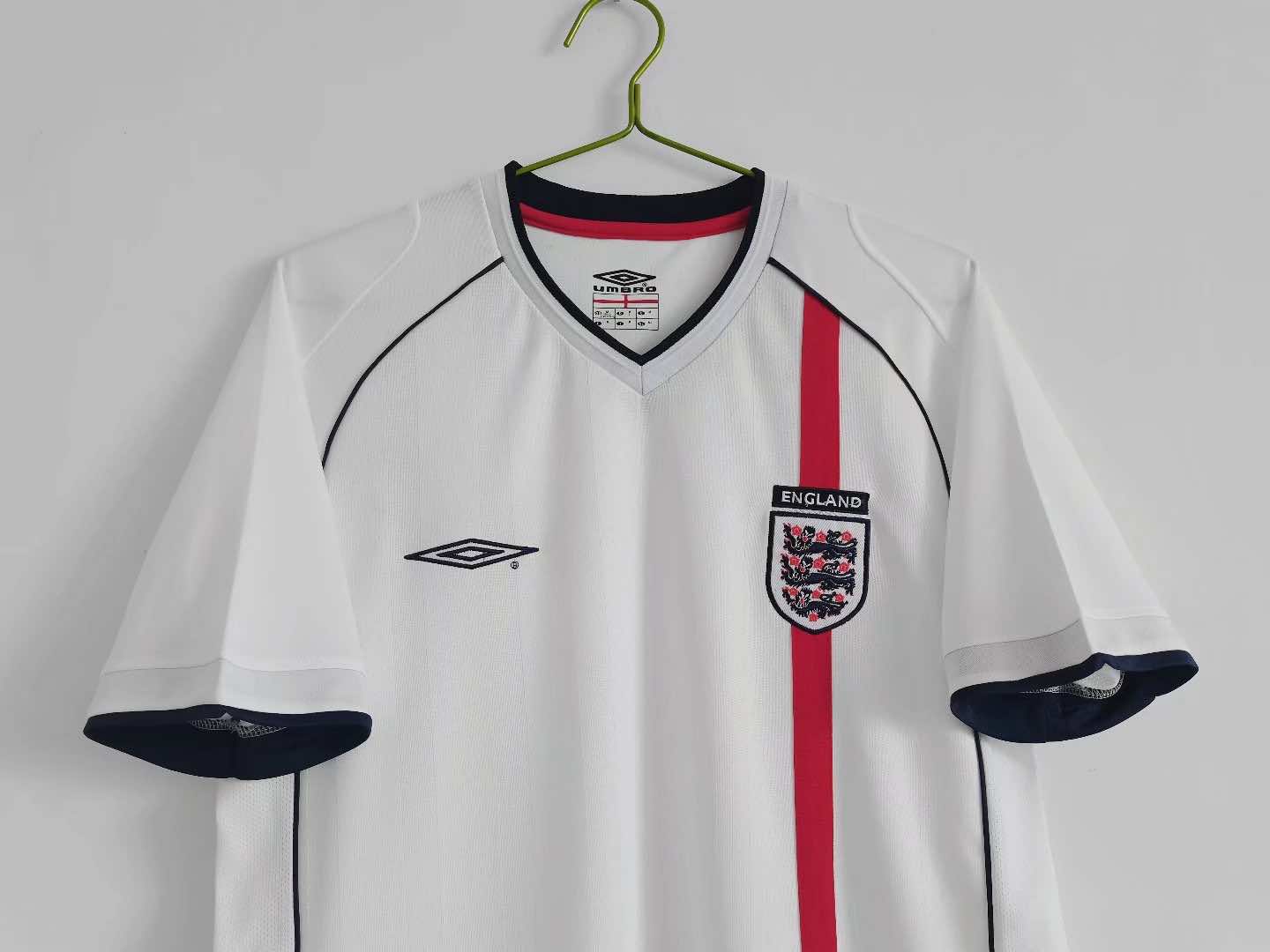 ENGLAND 2002 HOME RETRO