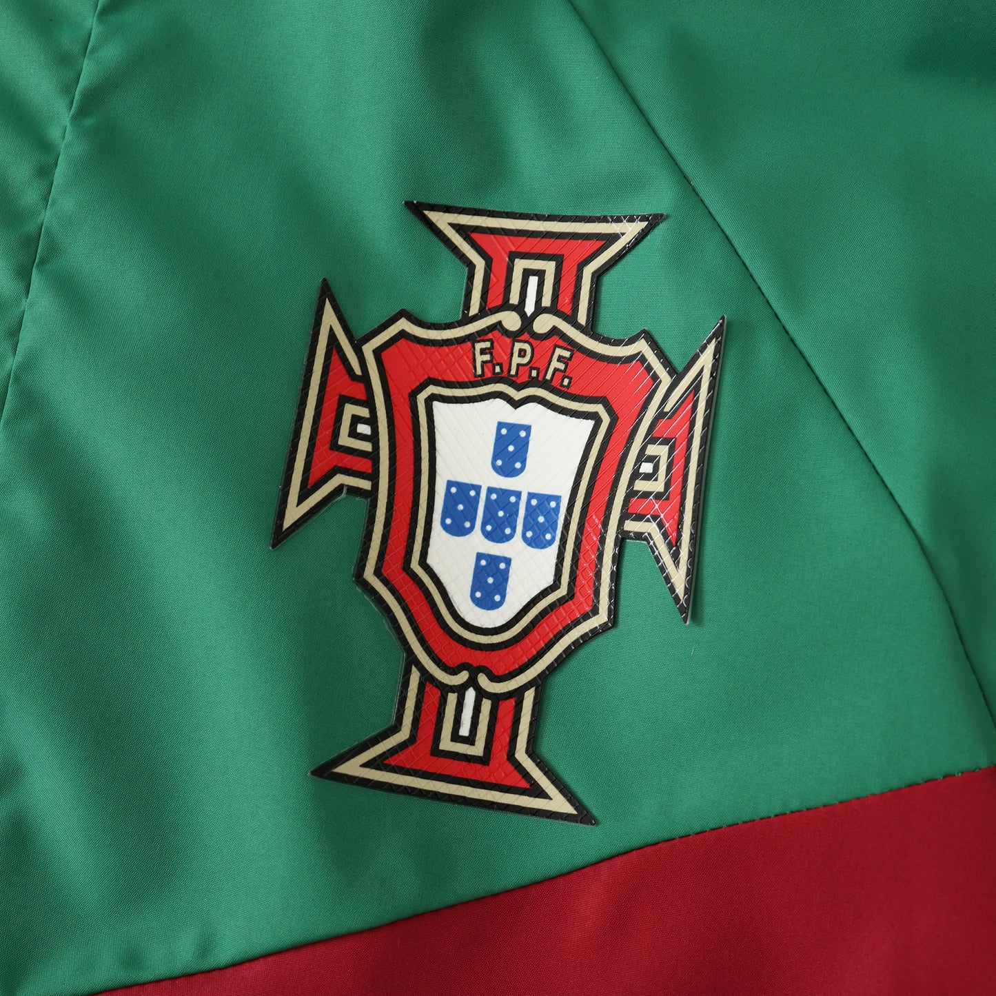 PORTUGAL 2024 HOODED WINDBREAKER