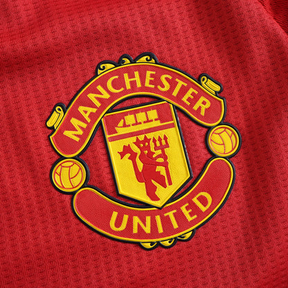 MANCHESTER UNITED 24/25 HOME KIT