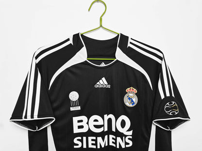 REAL MADRID 06/07 THIRD KIT RETRO