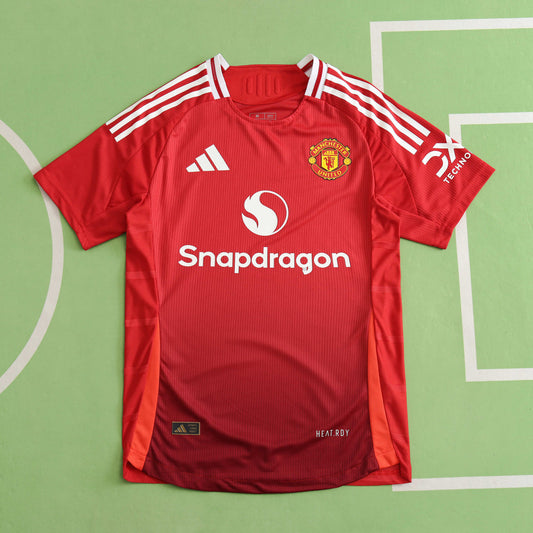 MANCHESTER UNITED 24/25 HOME KIT