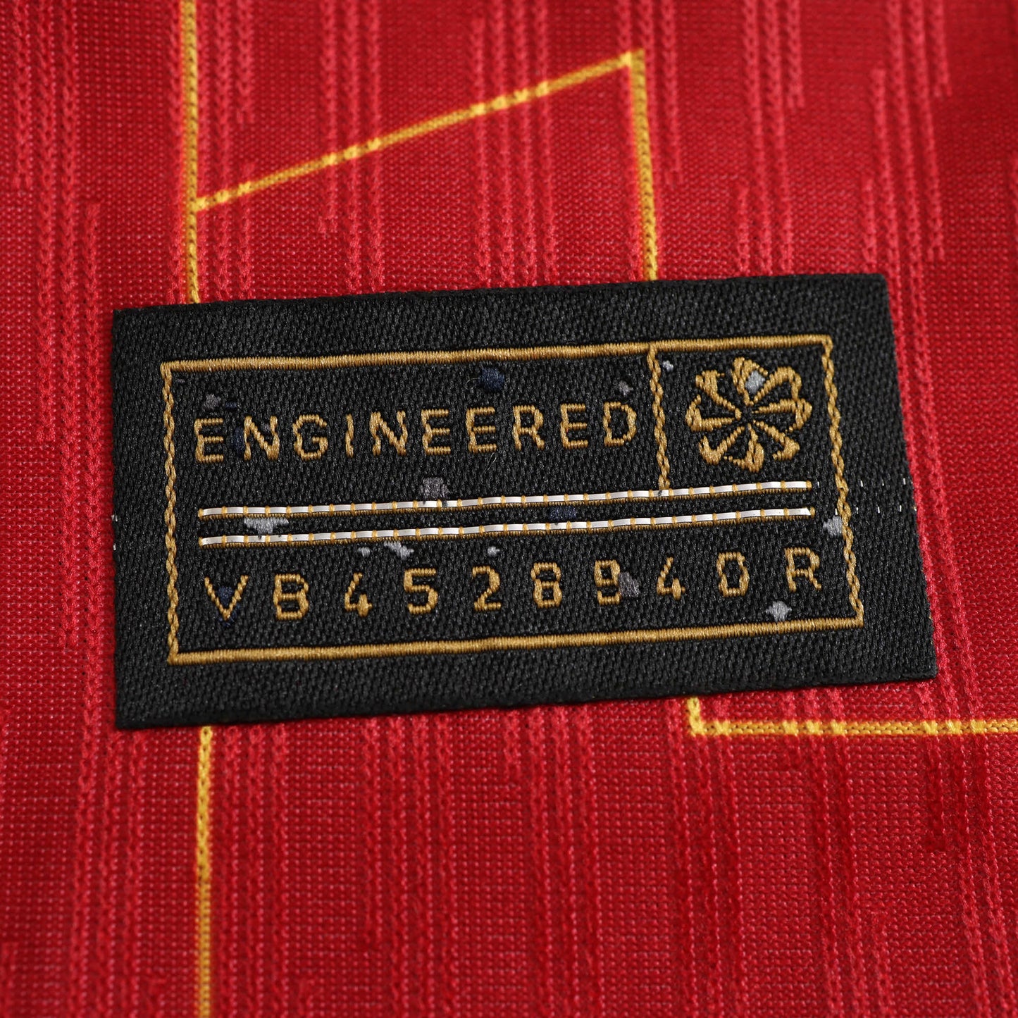 LIVERPOOL 24/25 HOME KIT