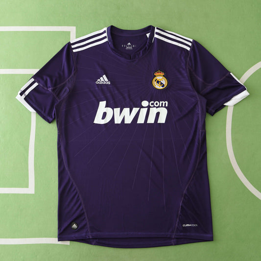 REAL MADRID 10/11 THRID KIT RETRO