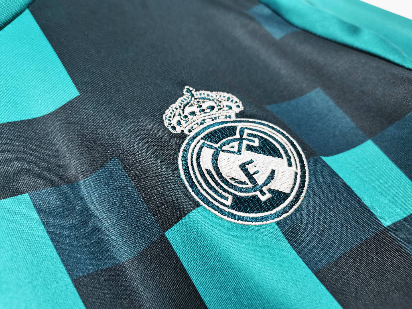 REAL MADRID 17/18 THRID KIT RETRO LONG SLEEVE