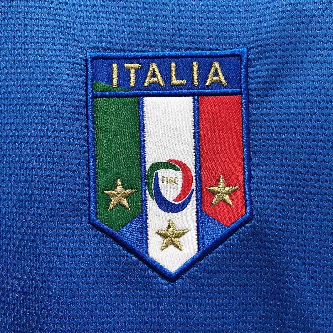 ITALY 2006 HOME RETRO